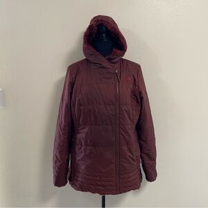 The North Face Parka Women's Size Large maroon Reversible Hooded Jacket
